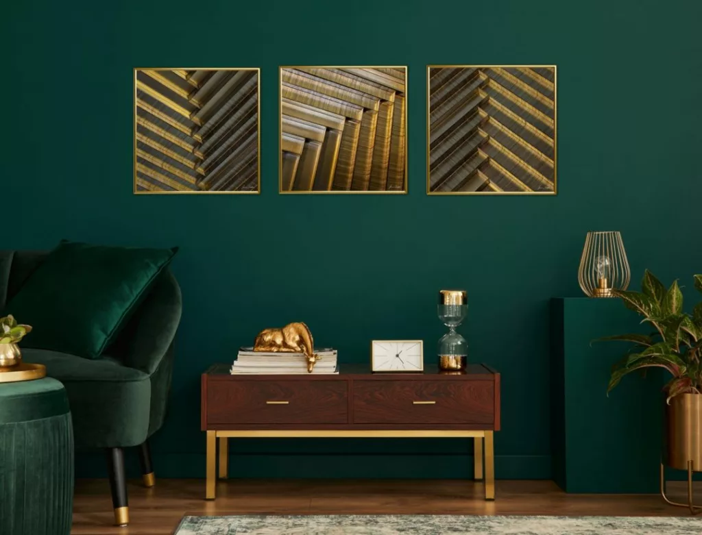 'Channeling Gold' (in situ) - Abstract Art by Jane Trotter